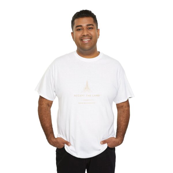 T-Shirt I Accept the Lamb I Subtiel I Licht en fijn gouden logo I Unisex I Casual