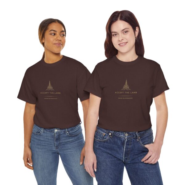 T-Shirt I Accept the Lamb I Subtiel I Licht en fijn gouden logo I Unisex I Casual - Afbeelding 14